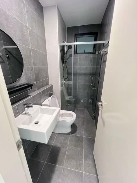 Servis Apartment untuk Disewa di Lavile Kuala Lumpur - Rex Tan - Bathroom - PropertyGuru.com.my