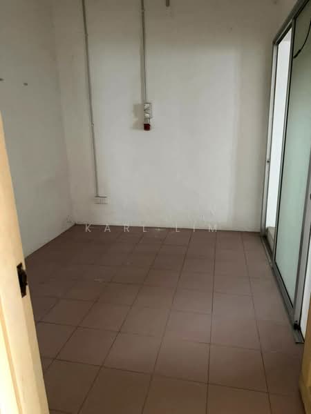 Kedai / Pejabat untuk Dijual di Taman Ungku Tun Aminah (Skudai) - Karl Lim - Interior - PropertyGuru.com.my