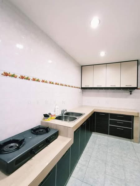 For Rent - Green Acre