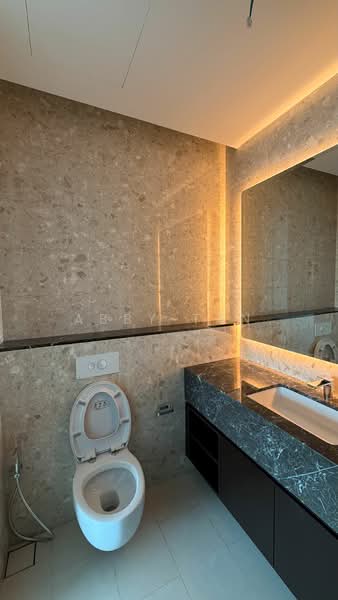 Servis Apartment untuk Disewa di Regent Suites @ Pavilion Damansara Heights - Abby Tan - Bathroom - PropertyGuru.com.my