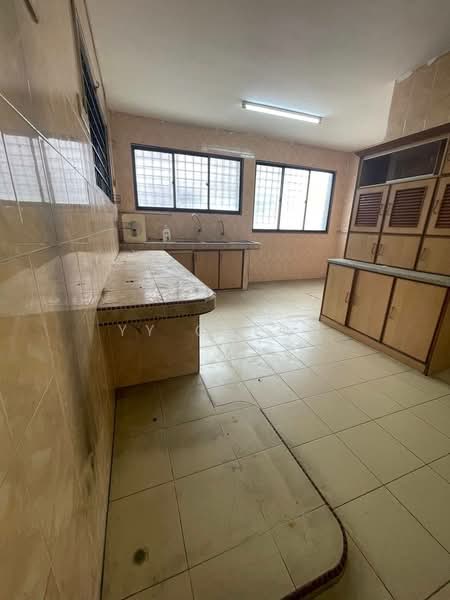 Semi-Detached House for Sale in Taman Sinfar (Ipoh) - YY Cheah - Kitchen - PropertyGuru.com.my