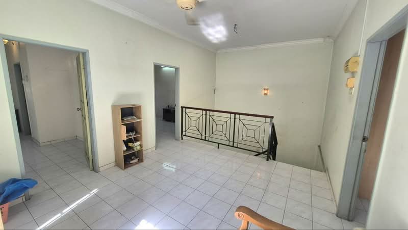 Semi-Detached House for Sale in Taman Sinfar (Ipoh) - YY Cheah - Interior - PropertyGuru.com.my