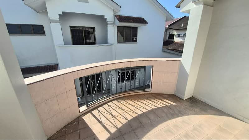 Semi-Detached House for Sale in Taman Sinfar (Ipoh) - YY Cheah - Exterior - PropertyGuru.com.my