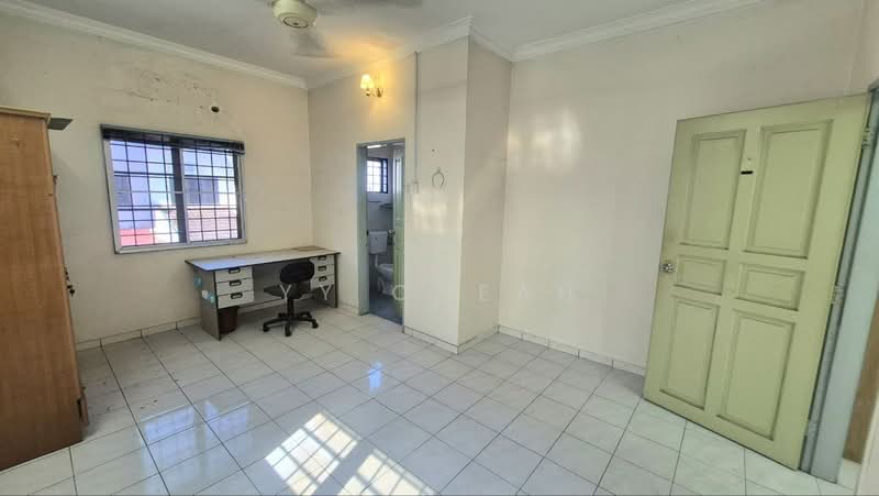 Semi-Detached House for Sale in Taman Sinfar (Ipoh) - YY Cheah - Interior - PropertyGuru.com.my