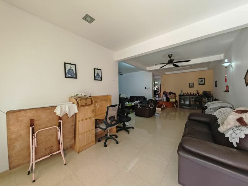 Rumah Teres 2 Tingkat untuk Dijual di Taman Pelangi (Johor Bahru) - Kelvin Koay - Living Room - PropertyGuru.com.my