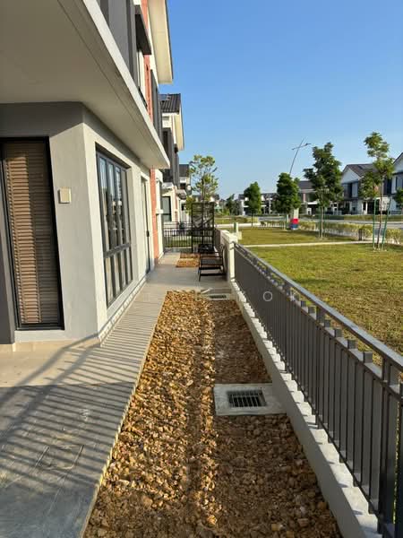 Rumah Teres untuk Dijual di Sungai Buloh (Selangor) - Maple Kok - Exterior - PropertyGuru.com.my