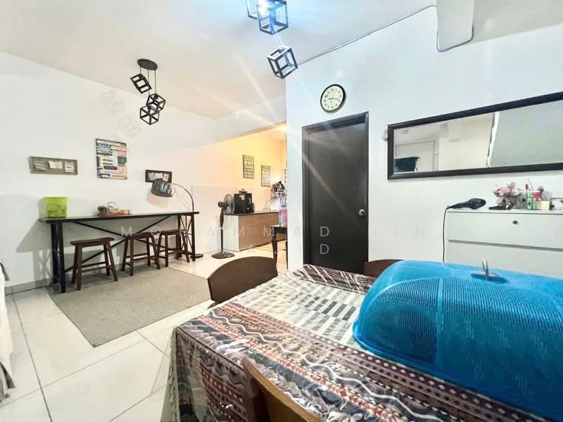 Rumah Teres 2 Tingkat untuk Dijual di Sungai Buloh (Selangor) - Mohammad Din Majid - Dining Room - PropertyGuru.com.my
