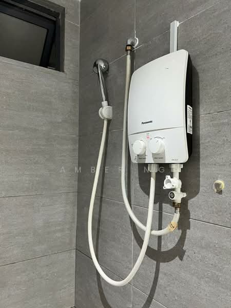 Service Residence for Sale at KL Traders Square - Amber Ng - Bathroom - PropertyGuru.com.my