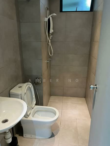 Service Residence for Sale at KL Traders Square - Amber Ng - Bathroom - PropertyGuru.com.my
