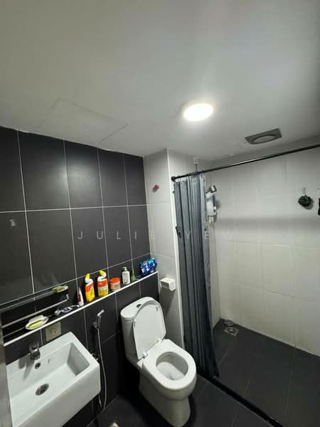 Service Residence for Sale at The Garden Residences - Julie Yew - Bathroom - PropertyGuru.com.my