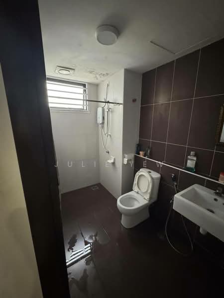 Service Residence for Sale at The Garden Residences - Julie Yew - Bathroom - PropertyGuru.com.my