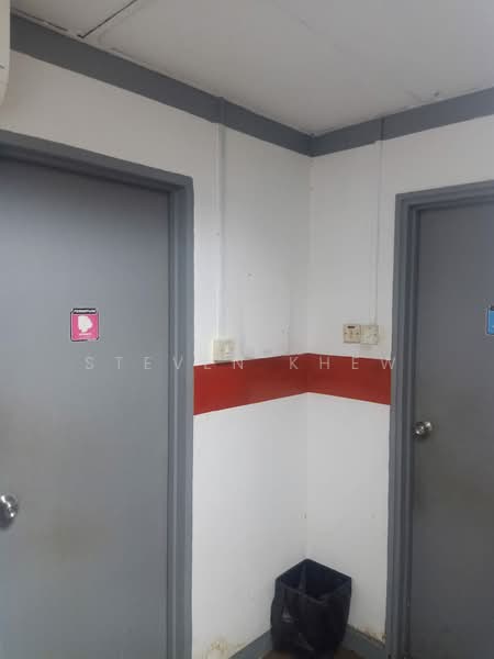 Shop / Office for Rent in Golden Triangle (KL City Centre) - Steven Khew - Corridor - PropertyGuru.com.my