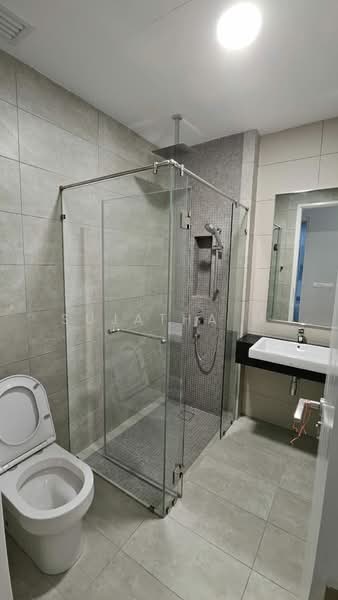 Servis Apartment untuk Disewa di The Sentral Suites - Sujatha M - Bathroom - PropertyGuru.com.my