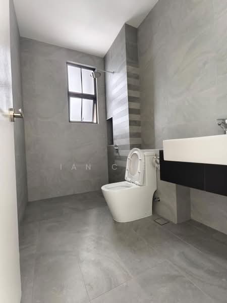 Cluster House for Sale in Setia Tropika (Johor Bahru) - Ian Chen - PropertyGuru.com.my