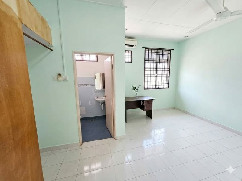 Rumah Teres 2 Tingkat untuk Dijual di Pasir Gudang (Johor) - Betty Ng - PropertyGuru.com.my