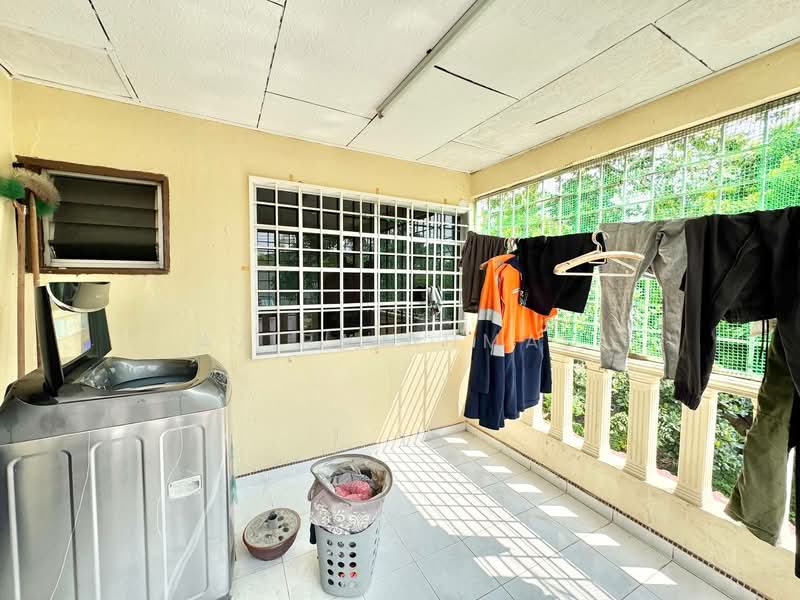 2-storey Terraced House for Sale in Dengkil (Selangor) - Azira Ahmad - Balcony - PropertyGuru.com.my