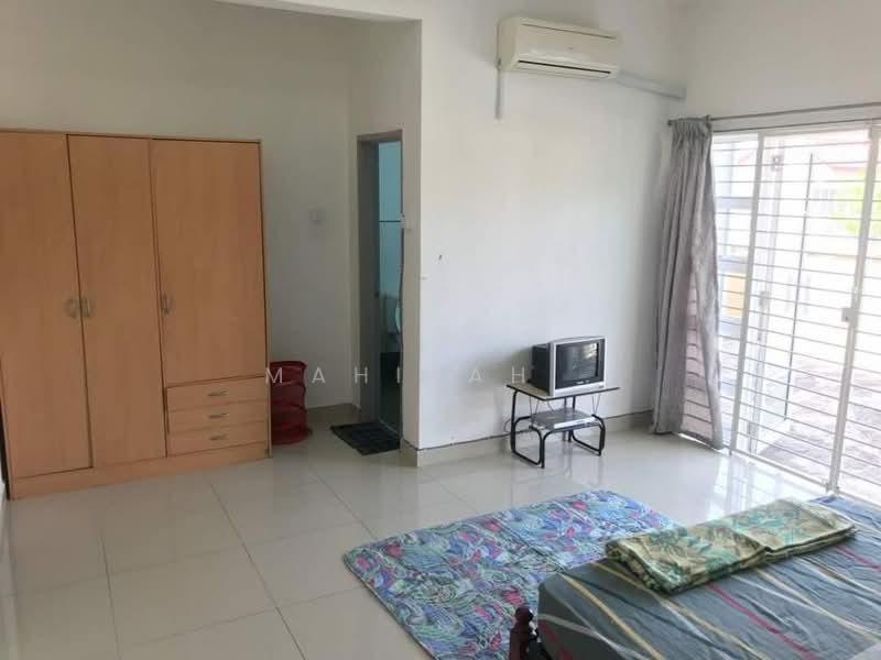Rumah Teres 2 Tingkat untuk Dijual di Bandar Baru Bangi (Selangor) - Mahirah . - Bedroom - PropertyGuru.com.my
