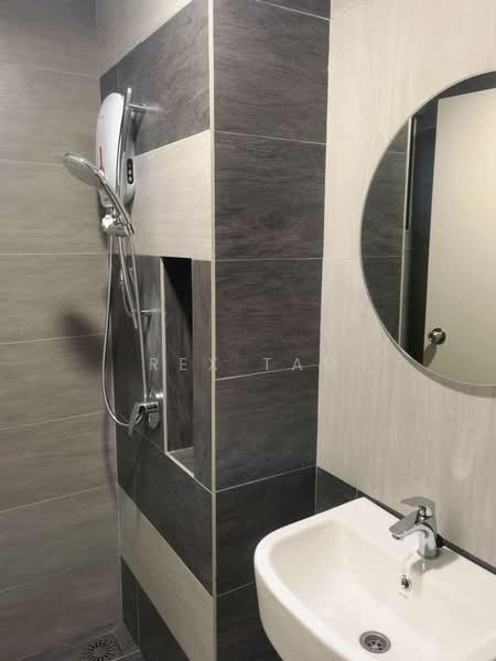 Kondominium untuk Disewa di Aster Residence - Rex Tan - Bathroom - PropertyGuru.com.my