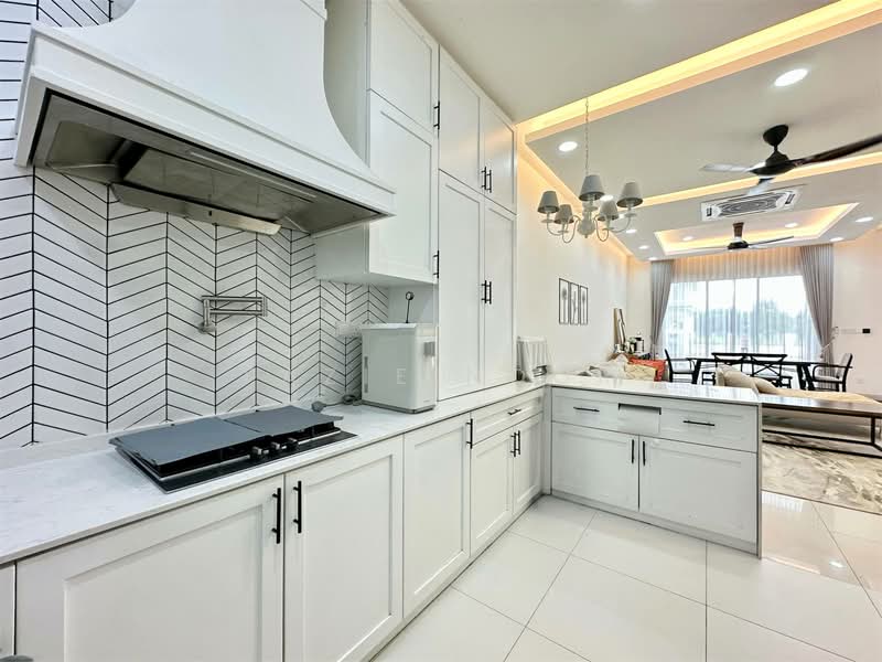 Rumah Teres 2 Tingkat untuk Dijual di Bandar Gamuda Gardens (Rawang) - Fazie Noor - Kitchen - PropertyGuru.com.my