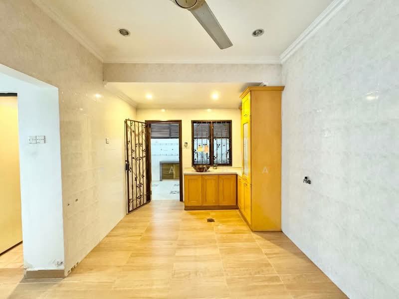 Rumah Teres 2.5 Tingkat untuk Dijual di Presint 16 (Putrajaya) - Azira Ahmad - Kitchen - PropertyGuru.com.my