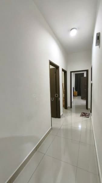 Apartment for Rent at Seri Austin Residence (Pangsapuri Seri Austin) - Chloe Shum - Corridor - PropertyGuru.com.my
