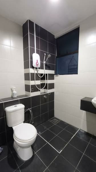Apartment for Rent at Seri Austin Residence (Pangsapuri Seri Austin) - Chloe Shum - Bathroom - PropertyGuru.com.my