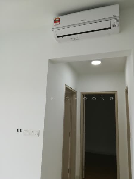 Servis Apartment untuk Dijual di V Residence 2 @ Sunway Velocity - Joyce Choong - Corridor - PropertyGuru.com.my