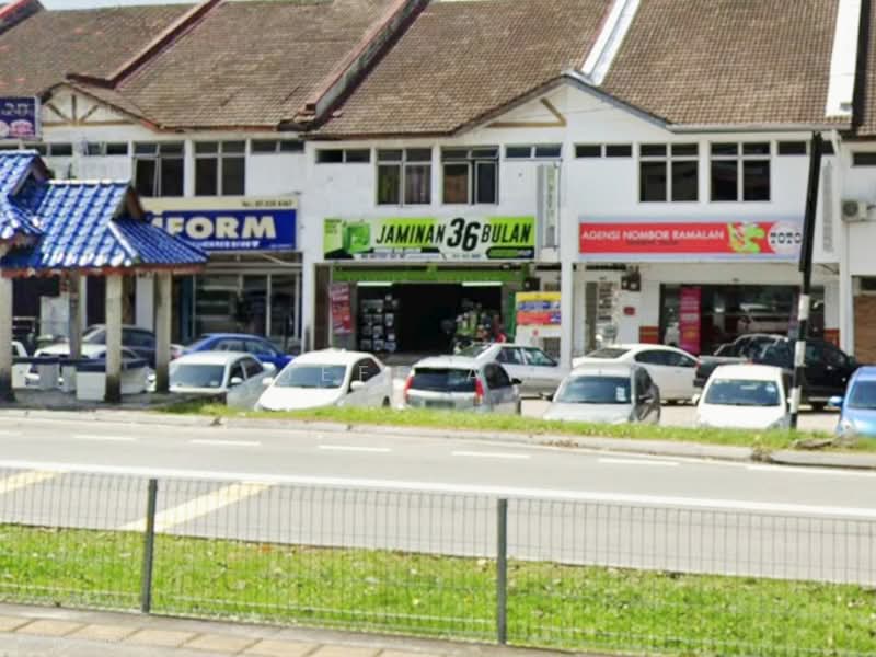 Untuk Disewa - Taman Perling @ Jalan Simbang 2 Storey Shoplot For Rent
