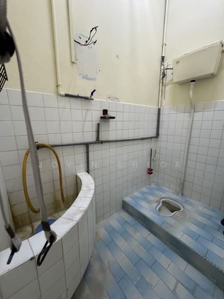 Rumah Berkembar untuk Dijual di Happy Garden (Kuchai Lama) - Jovin Cheor - PropertyGuru.com.my