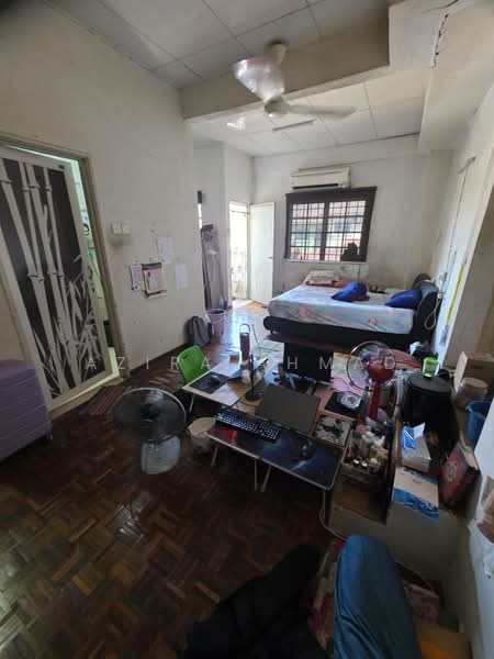 Rumah Teres 2 Tingkat untuk Dijual di Bandar Baru Bangi (Selangor) - Azira Ahmad - Bedroom - PropertyGuru.com.my
