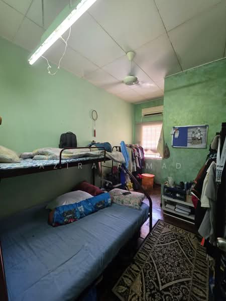 Rumah Teres 2 Tingkat untuk Dijual di Bandar Baru Bangi (Selangor) - Azira Ahmad - Bedroom - PropertyGuru.com.my