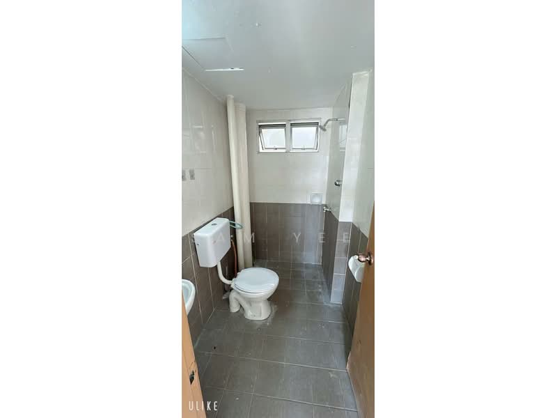 Condominium for Rent at Pangsapuri Saujana Gombak - Sam Yee - Bathroom - PropertyGuru.com.my
