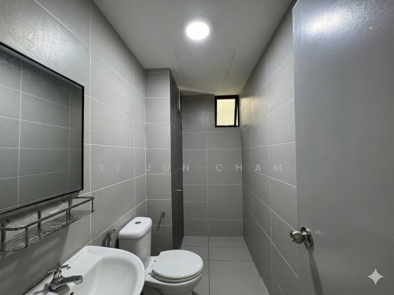 Kondominium untuk Dijual di Mizumi Residences - Yi Jun Cham - Bathroom - PropertyGuru.com.my