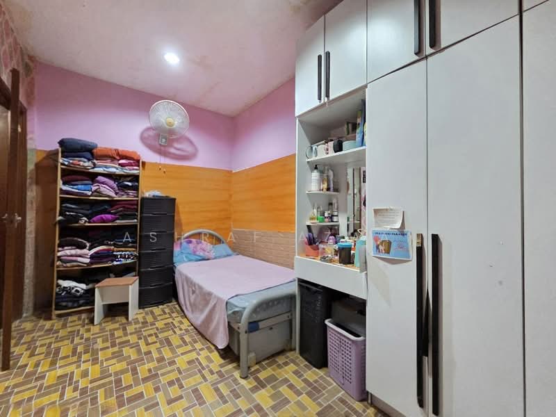 Terraced House for Sale in Shah Alam (Selangor) - Ashraf Azwan - Bedroom - PropertyGuru.com.my