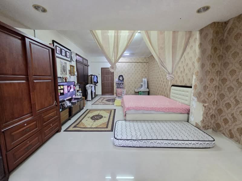 Terraced House for Sale in Shah Alam (Selangor) - Ashraf Azwan - Bedroom - PropertyGuru.com.my