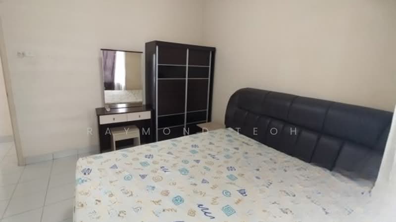 Pangsapuri untuk Disewa di University Place (Plaza Ivory) - Raymond Teoh - Bedroom - PropertyGuru.com.my