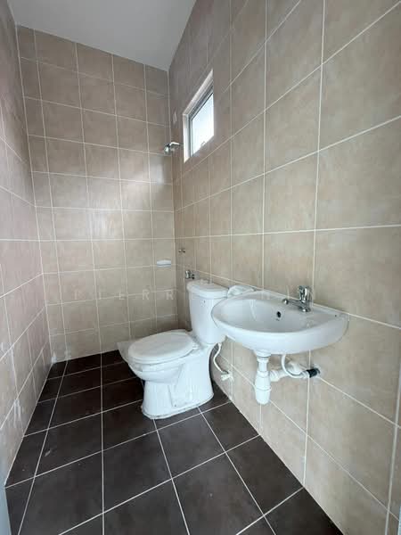 Rumah Teres 3 Tingkat untuk Dijual di Iskandar Puteri (Nusajaya) (Johor) - Pierre Chin - Bathroom - PropertyGuru.com.my