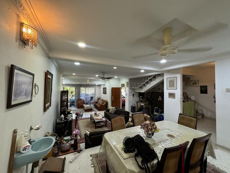 Rumah Teres 2 Tingkat untuk Dijual di Seksyen 4 (Shah Alam) - Noor Aini Bt Ayob - PropertyGuru.com.my