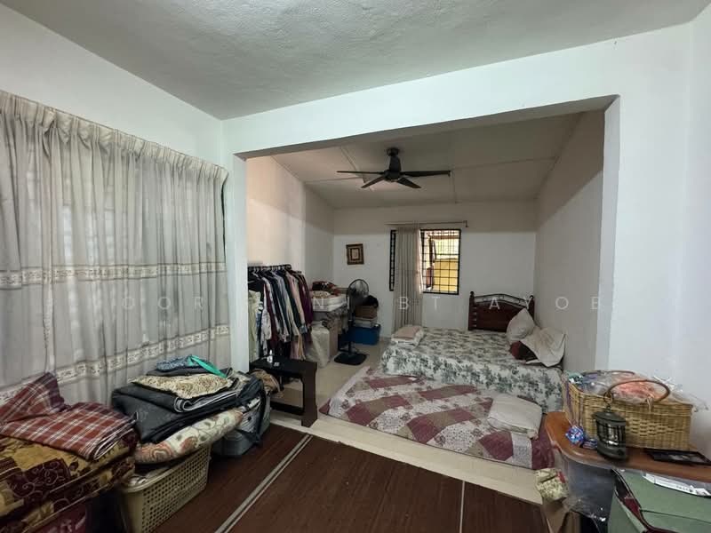 Rumah Teres 2 Tingkat untuk Dijual di Seksyen 4 (Shah Alam) - Noor Aini Bt Ayob - PropertyGuru.com.my