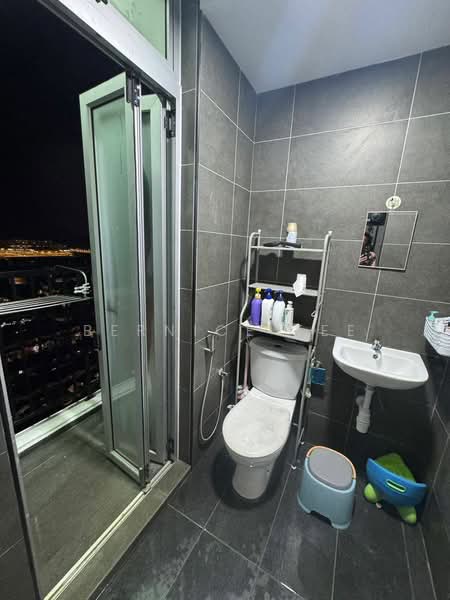 Service Residence for Rent at Midas @ Seri Alam - Bernice Tee - Bathroom - PropertyGuru.com.my