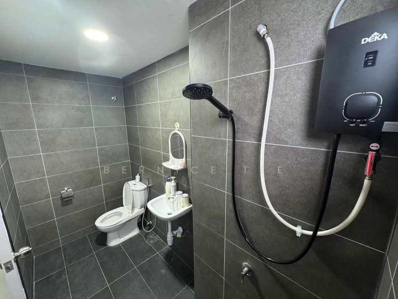 Service Residence for Rent at Midas @ Seri Alam - Bernice Tee - Bathroom - PropertyGuru.com.my