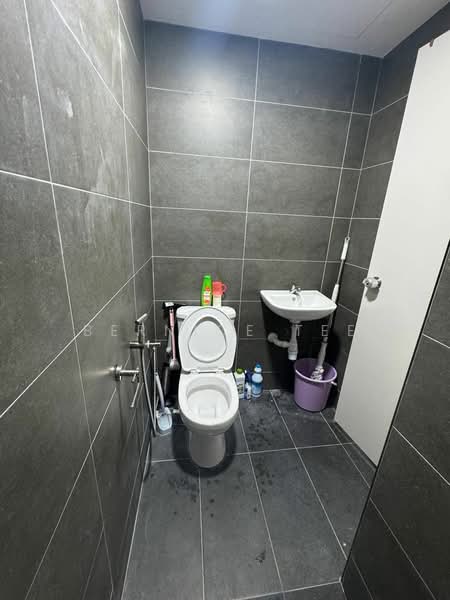 Service Residence for Rent at Midas @ Seri Alam - Bernice Tee - Bathroom - PropertyGuru.com.my