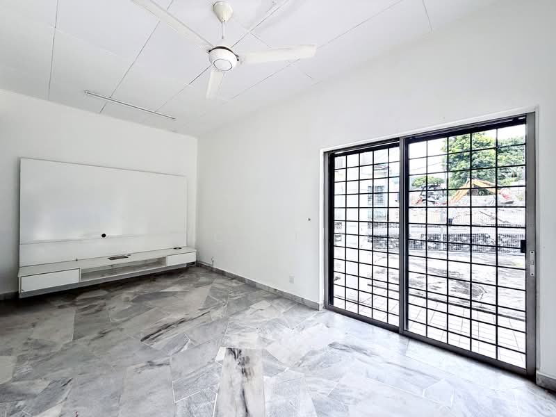 1-storey Terraced House for Sale in Bandar Sri Damansara (Selangor) - Vincent Tan - PropertyGuru.com.my