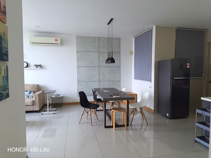 Service Residence for Rent at KL Gateway Residences - Philip Tsia - Living Room - PropertyGuru.com.my