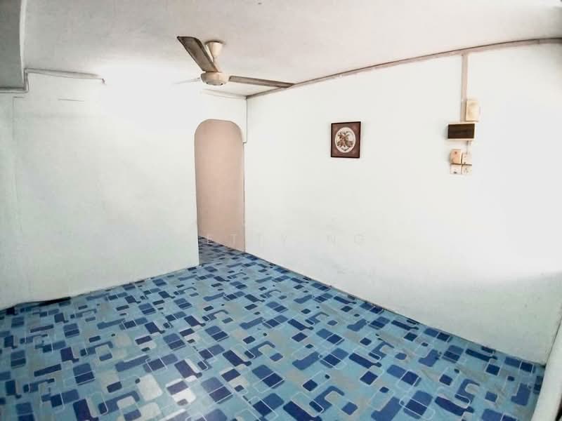Untuk Dijual - Taman Daya - Jalan Pinang 3, 4