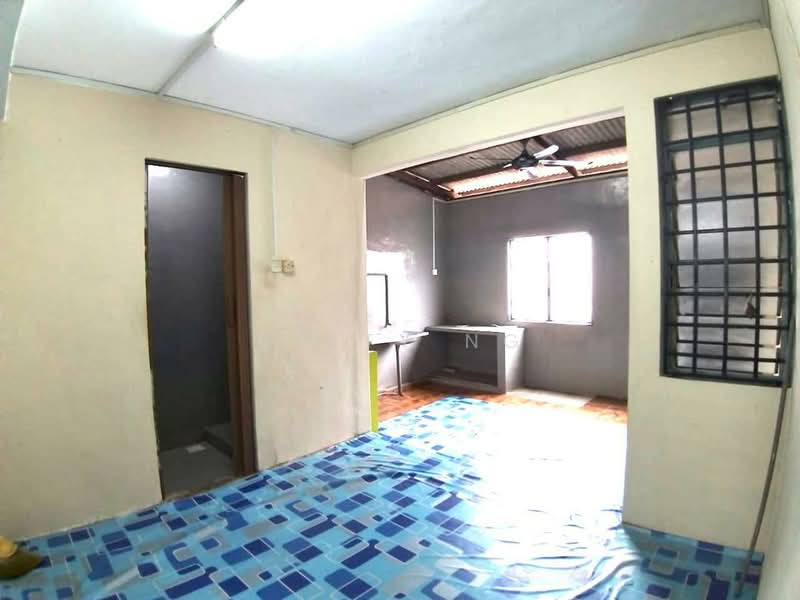 Untuk Dijual - Taman Daya - Jalan Pinang 3, 4