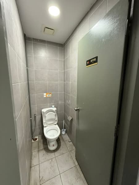 Shop for Rent in Kepong (Kuala Lumpur) - Jim . - Bathroom - PropertyGuru.com.my
