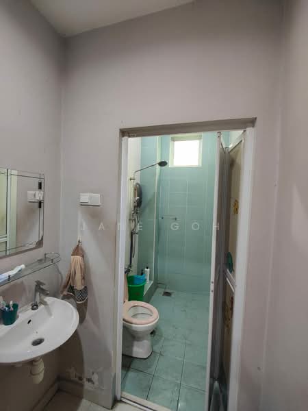 Semi-Detached House for Sale in Taman Desa Juru (Bukit Minyak) - Jane Goh - Bathroom - PropertyGuru.com.my