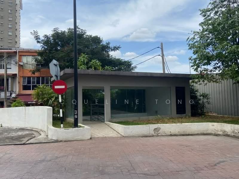 Shop / Office for Rent in Kampung Sungai Kayu Ara (Petaling Jaya) - Jacqueline Tong - Exterior - PropertyGuru.com.my