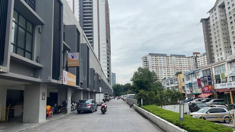 Shop / Office for Rent in Kampung Sungai Kayu Ara (Petaling Jaya) - Jacqueline Tong - Exterior - PropertyGuru.com.my